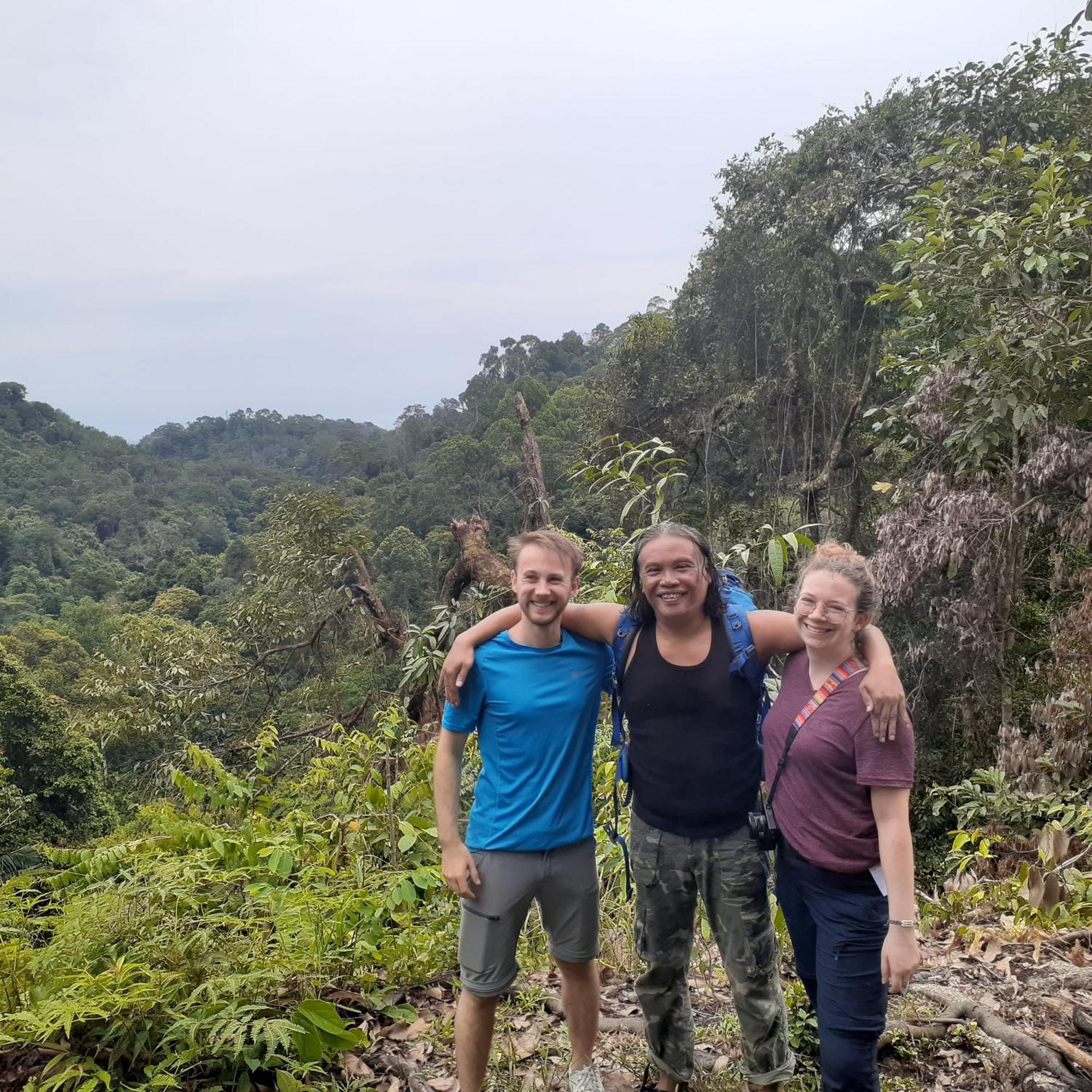 Jhony'S Backpacker-Guest House Only Stay Here Book Treking With Us Bukit Lawang Exterior foto