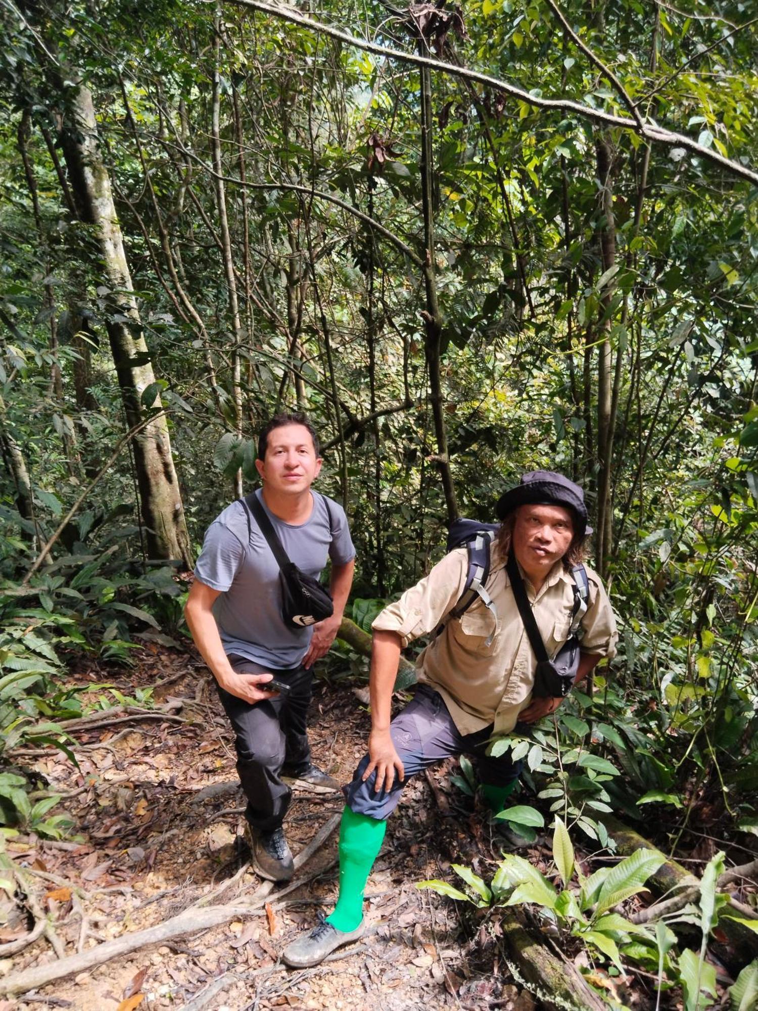 Jhony'S Backpacker-Guest House Only Stay Here Book Treking With Us Bukit Lawang Exterior foto