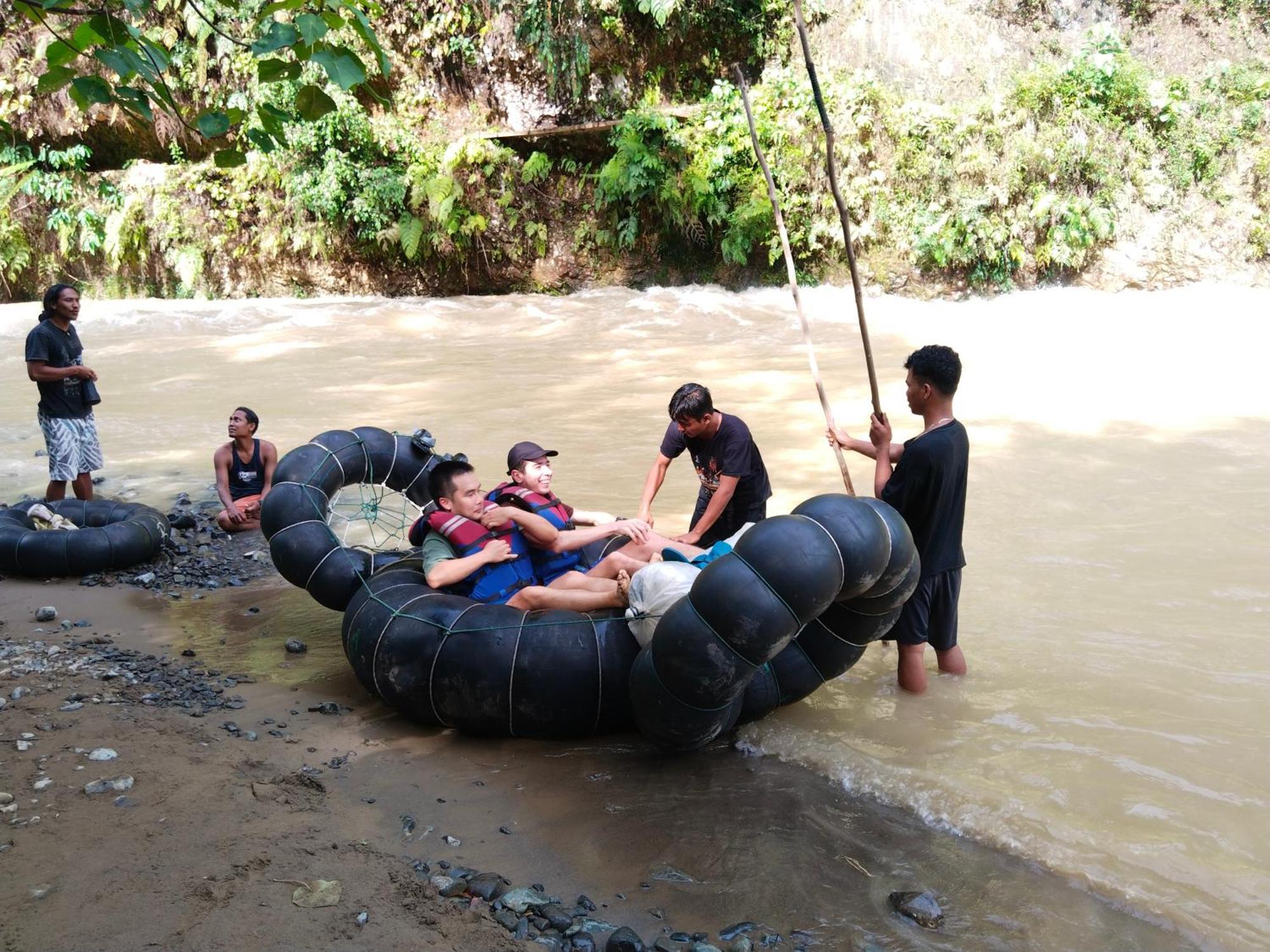 Jhony'S Backpacker-Guest House Only Stay Here Book Treking With Us Bukit Lawang Exterior foto