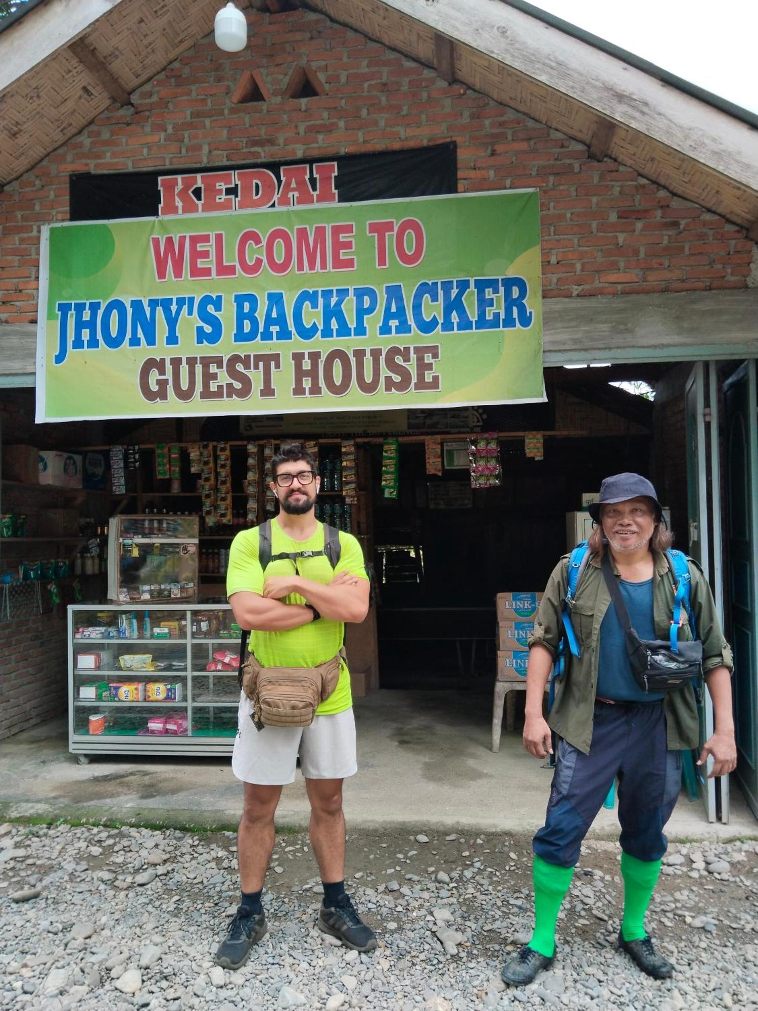 Jhony'S Backpacker-Guest House Only Stay Here Book Treking With Us Bukit Lawang Exterior foto
